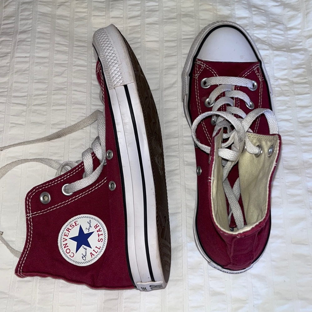 CONVERSE Burgundy Sneakers